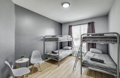 Stylish Spacious Convenient - 6-BD 2 5-BA + Pool - Foto 43