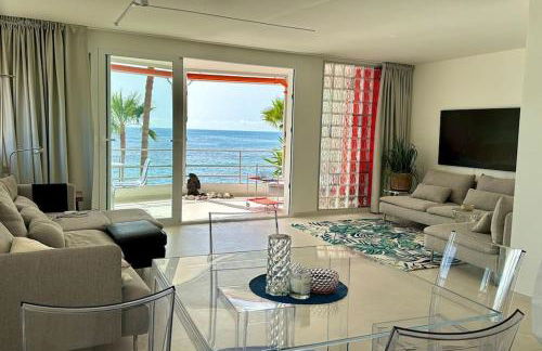 Beachfront, First line, 2-Bdr,2-Bath, Swiming Pool - Photo 4