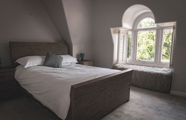 Spacious 4 Bedroom Flat in Stirling - Photo 1