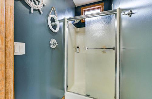 7,000 Sq Ft! Private Rapid City Estate with Pool - Foto 25