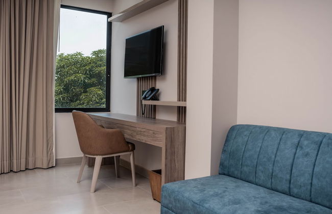 Amari Living Suites - Photo 29