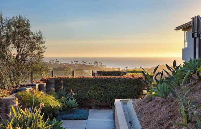Walk to Beach Pool, Hot Tub, Private Patio, Parking Seabreeze Retreat - Foto 112