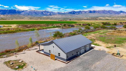 Clark Riverfront Retreat with Fire Pit and Views! - Foto 3