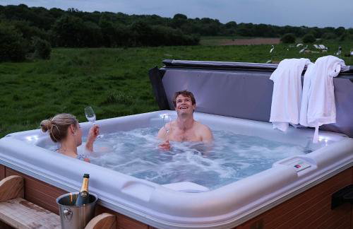 Luxury Retreat 30mins Taxi Ride From West London - Photo 13