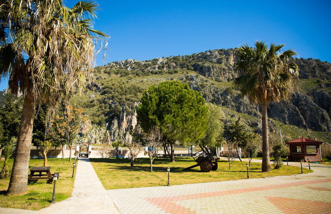 Oasis Apart Hotel - Photo 25