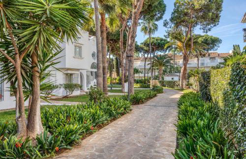 Life El Presidente Penthouse Pool View - Photo 42