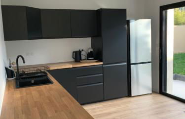 IDEAL - Villa, jaccuzi & jardin privé - 1 à 11 personnes - proche plage & bourg - Foto 15