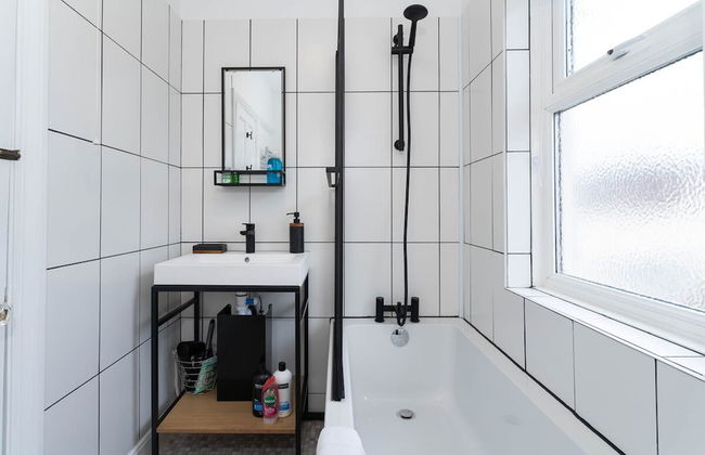 Host Stay Preston Park Apartment - Photo 22