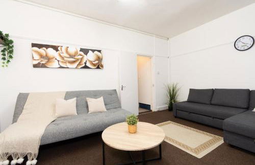 Cottage Flat 2BD Leyton Near Central Line - Sleeps 10 - Foto 5