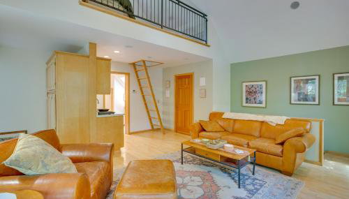 Charming Stockholm Abode in Walkable Location! - Foto 1