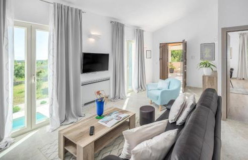 Amazing Home In Vodnjan With Sauna - Foto 44