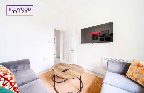 Quality Serviced Apartments in Aldershot Town Centre, Free WiFi By Redwood Stays - Foto 7