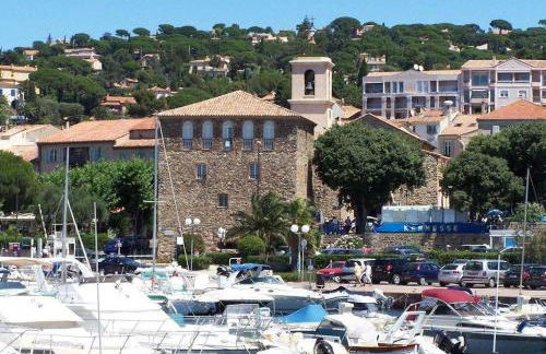 SM077 Sainte Maxime La Nartelle-Soleil d'or jusqu'à 4 pers - Foto 22