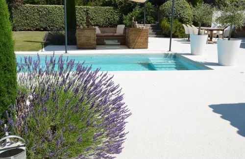 maison bertuli Oliviers Aircon, heated saltwater Pool, 2 Bedrooms - Foto 5