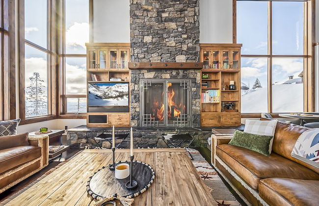 Inuksuk Lodge 4800 sq ft of Excellence - Photo 50