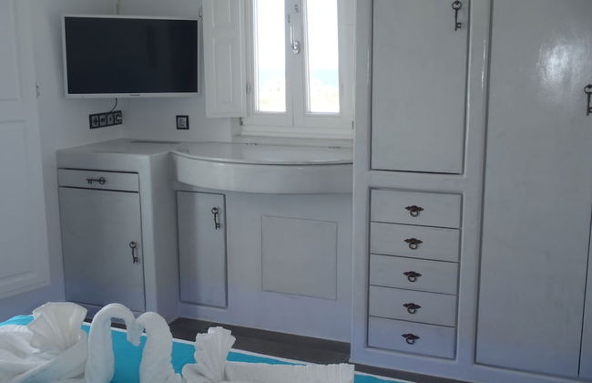 Santoxenia Luxury Villa - Photo 14