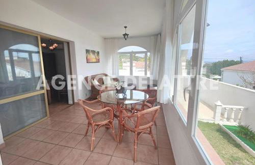 Villa privada con piscina, 3 dormitorios + 2 baños - ES-389-30 - Foto 6