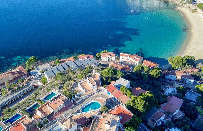 Los Geranios - Photo 31