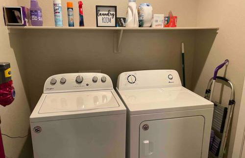 Family friendly 4-bdrm 3.5 bath w guest suite - Foto 23