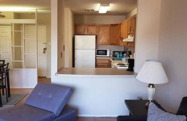 Large 2BR2BA Apartment Ideal for Long Stays - Foto 8