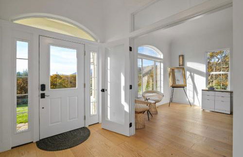 Starry Oak Vineyard Retreat w Hot Tub - Foto 9