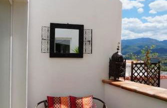 Eagles Nest - Massive townhouse with Pool with outstanding views - Photo 16