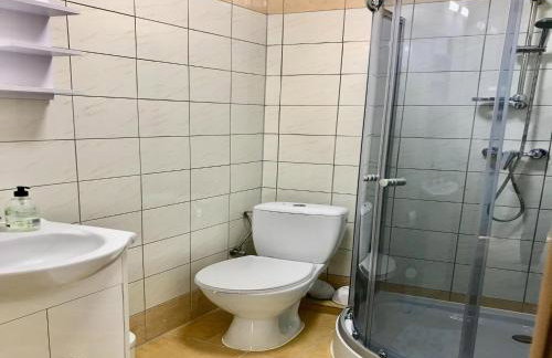 Charming Countryside Apartments - Photo 17