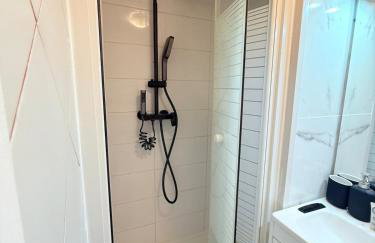 L'Interdite House - Limitless - Jacuzzi Cinema Love - Foto 4