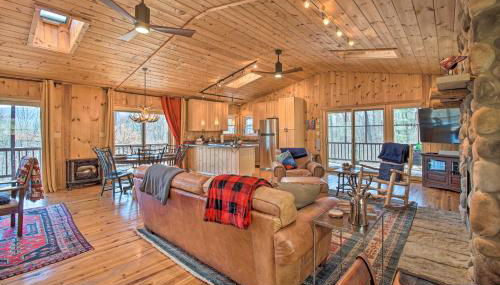 Cabin with Decks and Fire Pit Near Lost River! - Foto 4