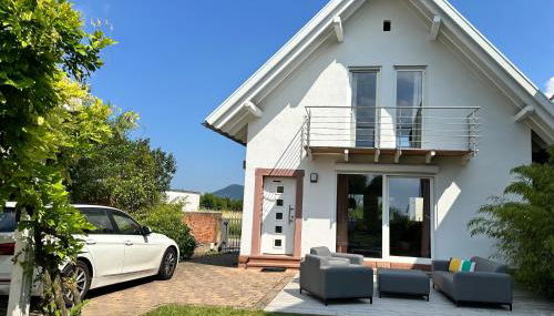 Ferienhaus Wein & Wald mit Gartensauna, eigenem Garten, Landau Pfalz - Foto 1