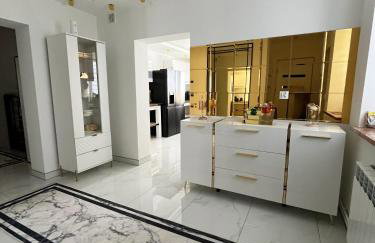 Luksusowa Ekskluzywna willa z sauną,siłownią dużym ekskluzywnym salonem na wyłączność eksluzywny duży dom 2 poziomy-dom nowoczesny styl elegancki 3 łazienki , sypialnia,salon, 2 duże garaże POMYSŁ NA JESIENNO ZIMOWY WYJAZD wolne terminy !! - Foto 30