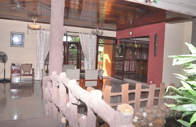 Casual Stay Villa - Photo 2