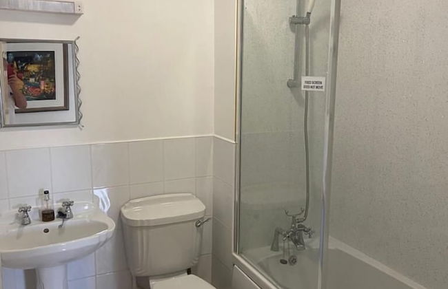 Portrush Penthouse Stunning Harbour & Atlantic Views - Photo 7