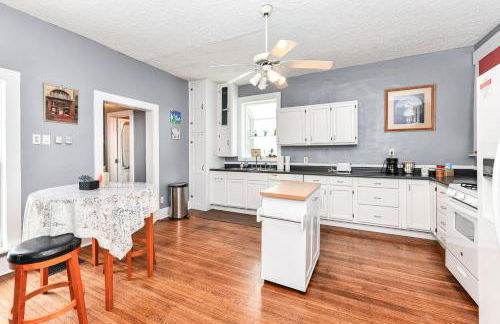 The Artsy Old House Fountain Square - Foto 11