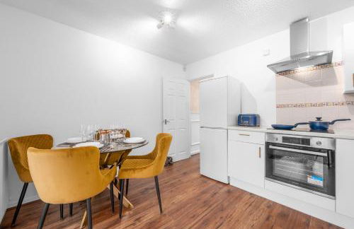 12 min to Airport - Free parking - Foto 6