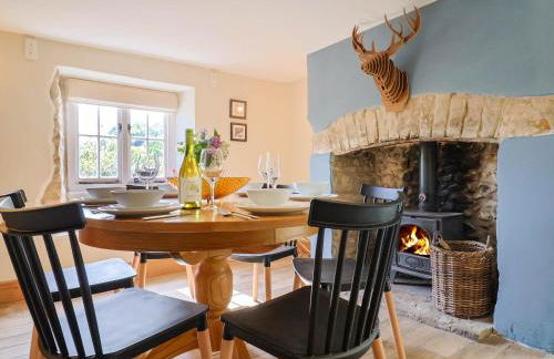 Upper Cottage - Photo 11