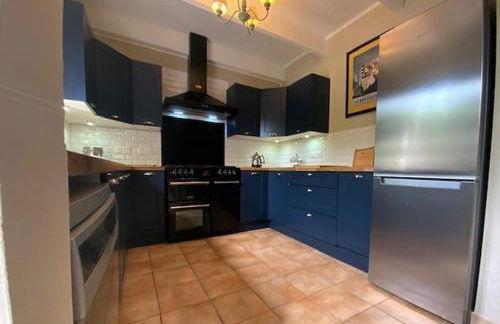 Granary at Kergudon Gîtes, family gîte with pool - Foto 9