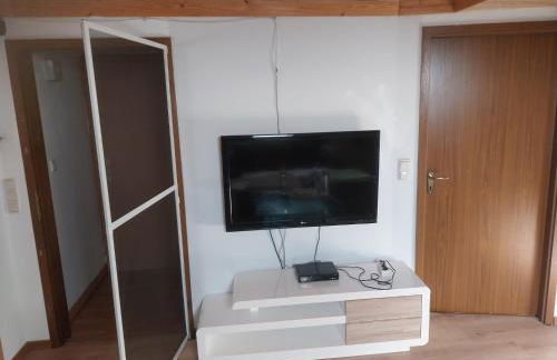 2 Zimmer Monteur- und Ferienwohnung mit kleinen Wintergarten - Foto 2