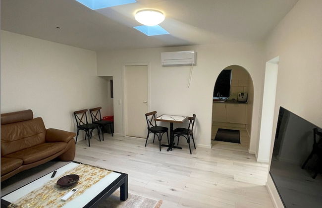 Cozy Backhouse With Large Private Garden - Foto 3