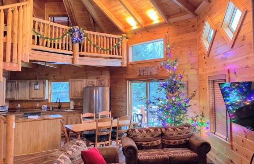 1800OR Unique 'yurt' home in Bretton Woods 1 mi to skiing firepit foosball beach Hot tub - Foto 38