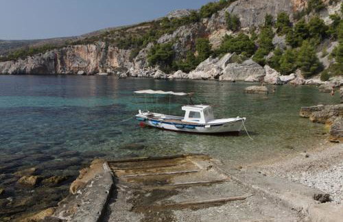 Robinson Erina - Photo 3