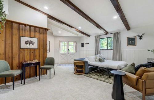 Noble Mansion 7 Bedrooms w Hot Tub Firepit & BBQ - Foto 73