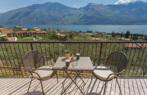 Villa Imelda, panoramic apartments with Lake Garda views - Foto 9