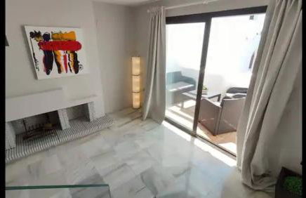Fabuloso y amplio Duplex en Urb Jardines de Sotogrande - Foto 10