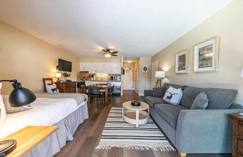 Charming Deluxe Studio w/Lake View #246 at Donner Lake Village - Foto 5