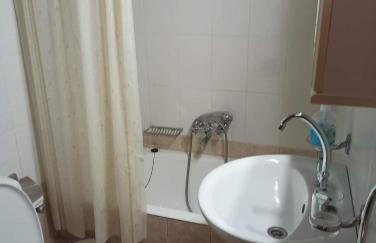 Avgonima Family's Rooms I - Photo 18