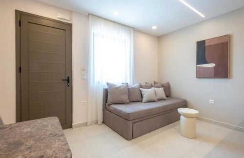Alysos Luxurious Apartments - Photo 34