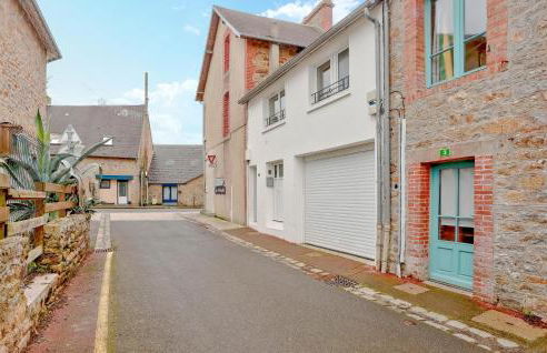 1 Bedroom Cozy Apartment In Carolles - Foto 11