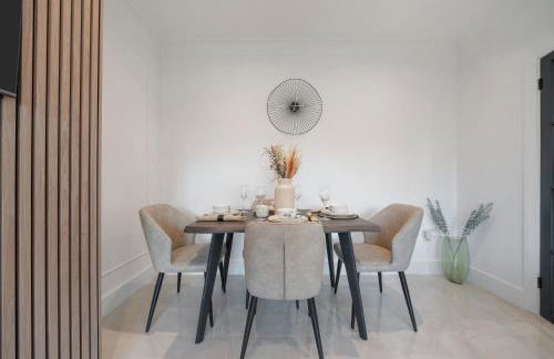 Award winning 2026 Stunning Modern 2 Bedroom Apartment in Mill Hill next to Train Station! - Foto 8