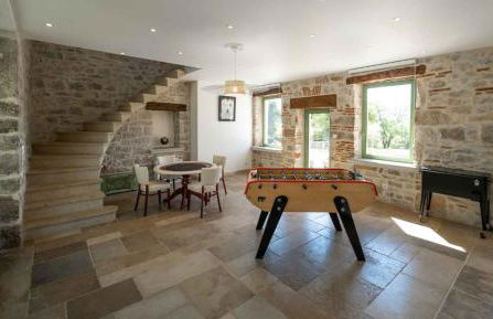 Mas des Sylves - Piscine intérieure chauffée - Parc de 100 hectares - Foto 9